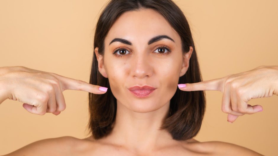 10 trucuri pentru a reduce aspectul obosit al feței